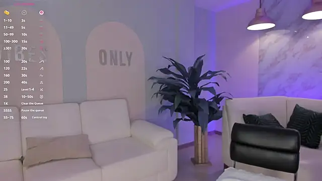 LizzHamilton   online show from March 2026 08:25:02 PM