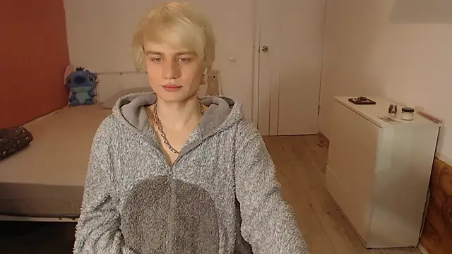 Snapshot of Oliver_sweet_ chatting on January 2026 01:22:01 AM Oliver sweet online show from January 2026 01:22:01 AM