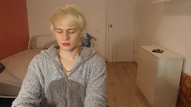 Snapshot of Oliver_sweet_ chatting on January 2026 02:04:01 AM Oliver sweet online show from January 2026 02:04:01 AM