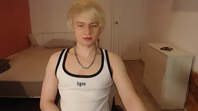 Snapshot of Oliver_sweet_ chatting on February 2026 01:53:02 AM Oliver sweet online show from February 2026 01:53:02 AM