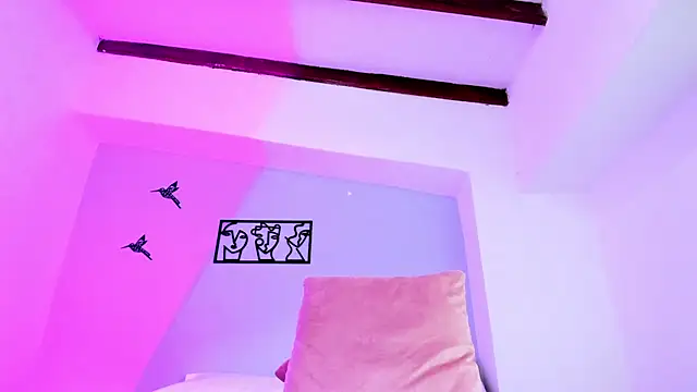 Snapshot of Laura_Torres18 chatting on March 2025 12:31:01 AM Laura Torres18 online show from March 2025 12:31:01 AM