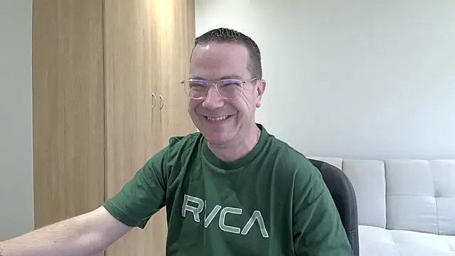 Snapshot of BrettJ81 chatting on November 2025 02:16:01 PM BrettJ81 online show from November 2025 02:16:01 PM