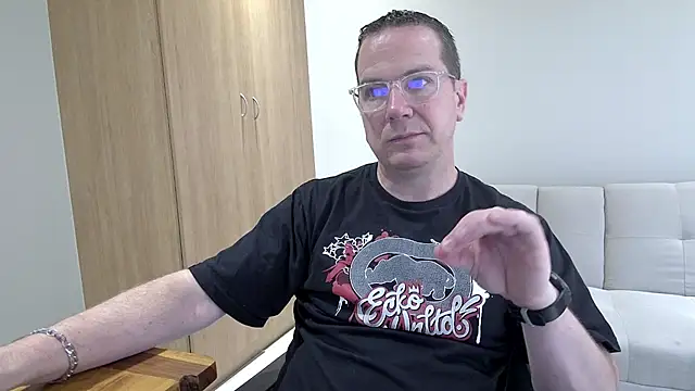 Snapshot of BrettJ81 chatting on November 2025 01:14:02 PM BrettJ81 online show from November 2025 01:14:02 PM