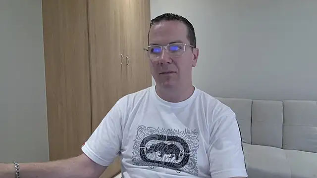 Snapshot of BrettJ81 chatting on November 2025 02:32:02 PM BrettJ81 online show from November 2025 02:32:02 PM