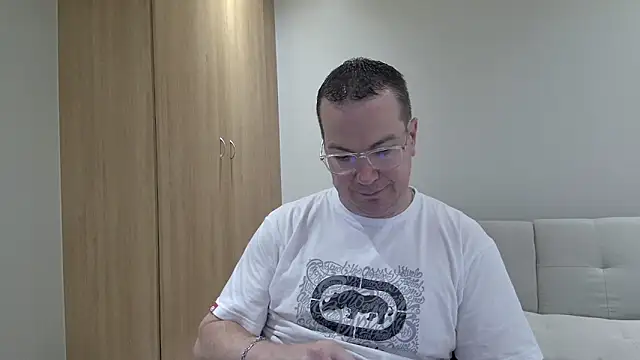 Snapshot of BrettJ81 chatting on December 2025 01:49:02 PM BrettJ81 online show from December 2025 01:49:02 PM