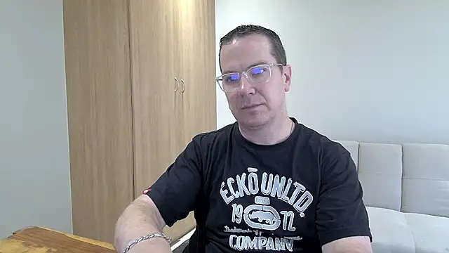 Snapshot of BrettJ81 chatting on January 2026 11:26:01 AM BrettJ81 online show from January 2026 11:26:01 AM