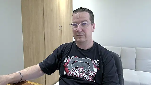 Snapshot of BrettJ81 chatting on January 2026 01:15:02 PM BrettJ81 online show from January 2026 01:15:02 PM