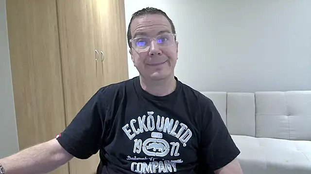 Snapshot of BrettJ81 chatting on March 2026 01:39:01 PM BrettJ81 online show from March 2026 01:39:01 PM