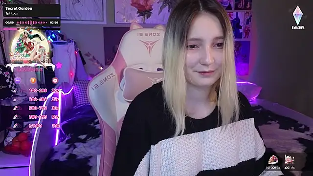 Snapshot of Evie_Ro chatting on December 2024 02:56:02 AM Evie Ro online show from December 2024 02:56:02 AM