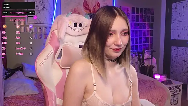 Evie Ro online show from November 2025 03:09:02 AM