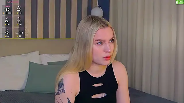 AmaliaBell online show from April 2026 01:05:02 PM