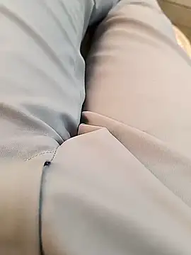 u wan me online show from March 2025 05:02:01 AM