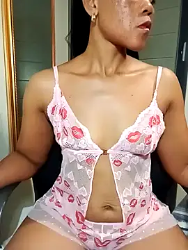 Snapshot of BabySweetDee chatting on February 2025 01:30:02 AM BabySweetDee online show from February 2025 01:30:02 AM