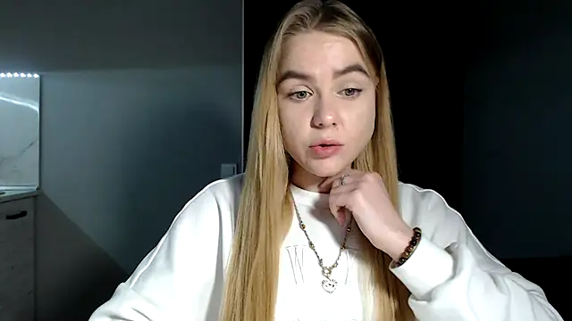 Snapshot of Sunbeam_ chatting on January 2025 08:10:02 PM Sunbeam online show from January 2025 08:10:02 PM