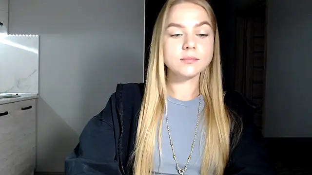 Snapshot of Sunbeam_ chatting on September 2025 08:44:02 PM Sunbeam online show from September 2025 08:44:02 PM