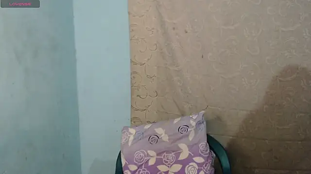 Snapshot of Candy_chloee chatting on October 2025 07:04:02 AM Candy chloee online show from October 2025 07:04:02 AM