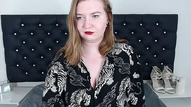 LaraDream online show from February 2025 04:54:01 AM