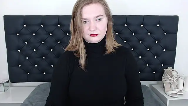 LaraDream online show from March 2025 02:30:02 AM