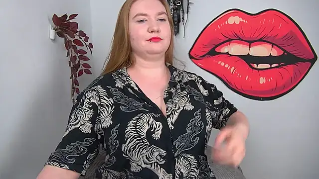 LaraDream online show from May 2026 03:30:02 PM
