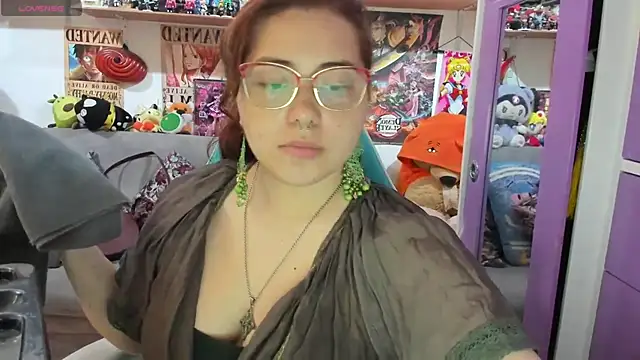 soficammy online show from October 2025 09:46:01 PM