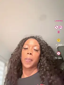 mismialove online show from May 2026 10:36:01 AM