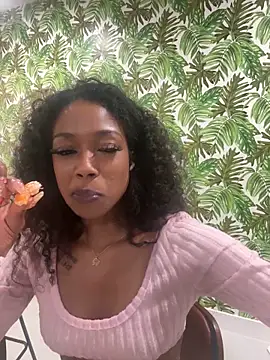 mismialove online show from May 2026 02:20:02 AM