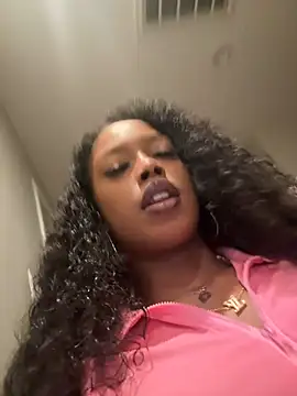 mismialove online show from May 2026 10:23:01 AM