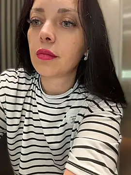 Snapshot of Kate_Joy chatting on July 2026 02:49:02 AM Kate Joy online show from July 2026 02:49:02 AM