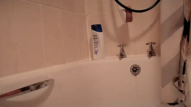 Snapshot of McPherson72 chatting on March 2025 04:35:01 AM McPherson72 online show from March 2025 04:35:01 AM