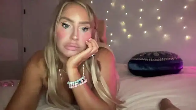 Fitnessbabe69 online show from October 2025 07:07:01 AM