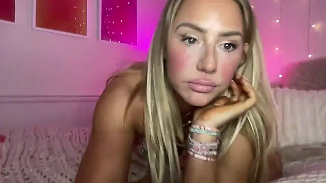 Fitnessbabe69 online show from February 2026 09:39:02 AM